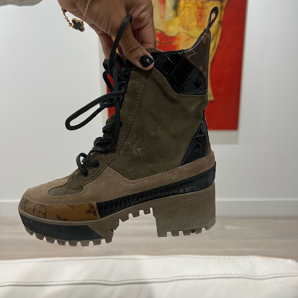 Louis Vuitton desert boots army green